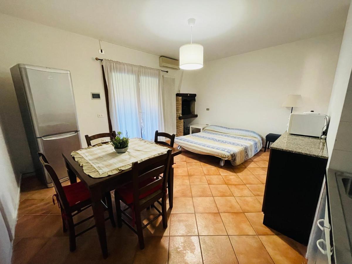 Borgo Del Nibbio Appartement Porto Levante Buitenkant foto